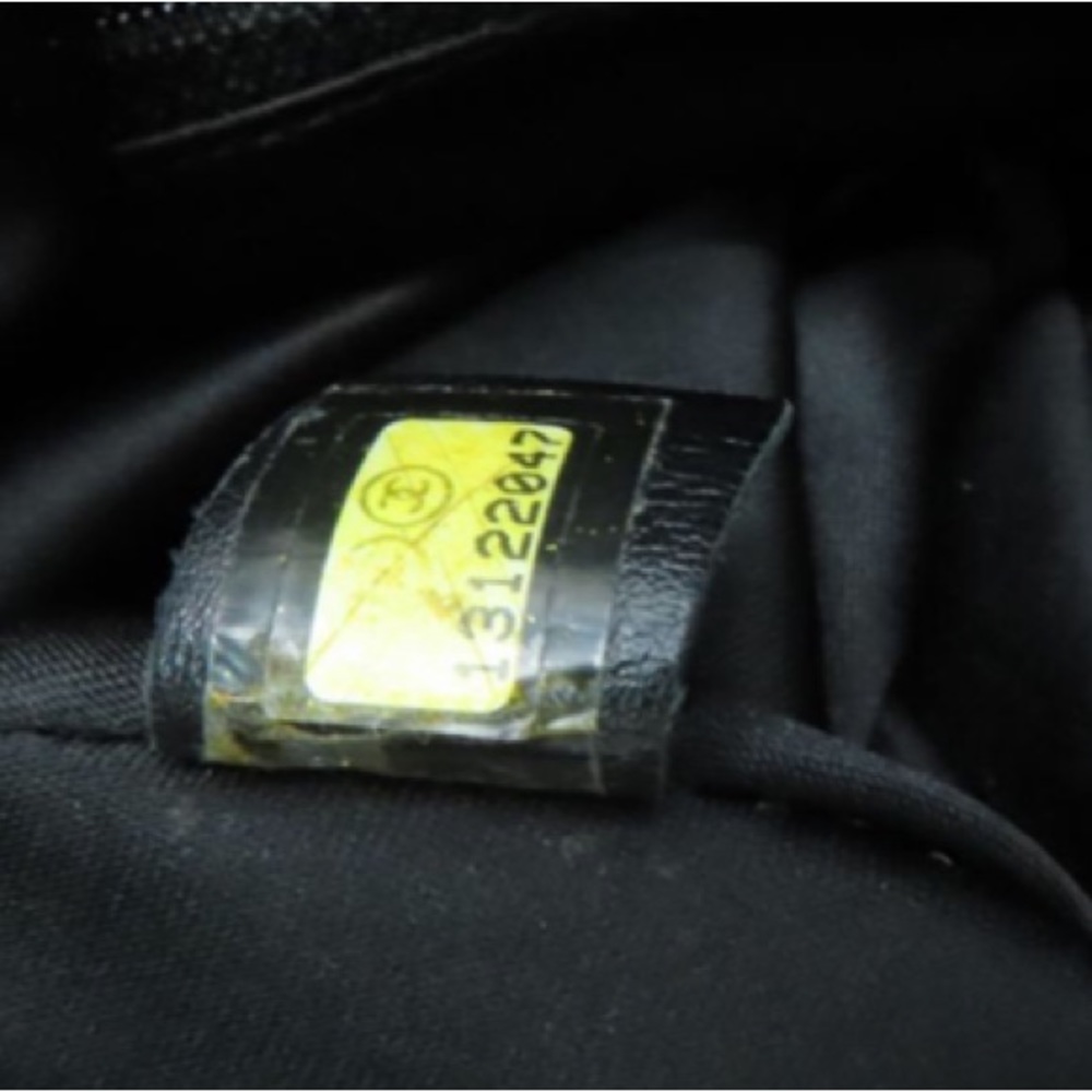 💎 CHANEL 💎 RARE CROISSANT ZIPPER CLOSURE REAL LEATHER - Picture 7 of 12
